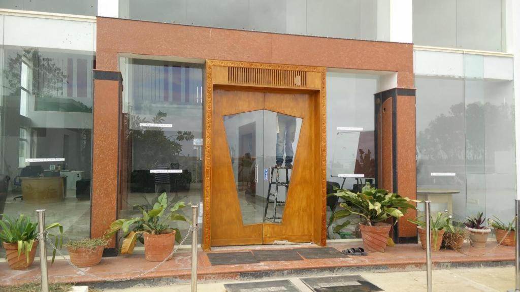 מלון Devanahalli Airport Residency מראה חיצוני תמונה