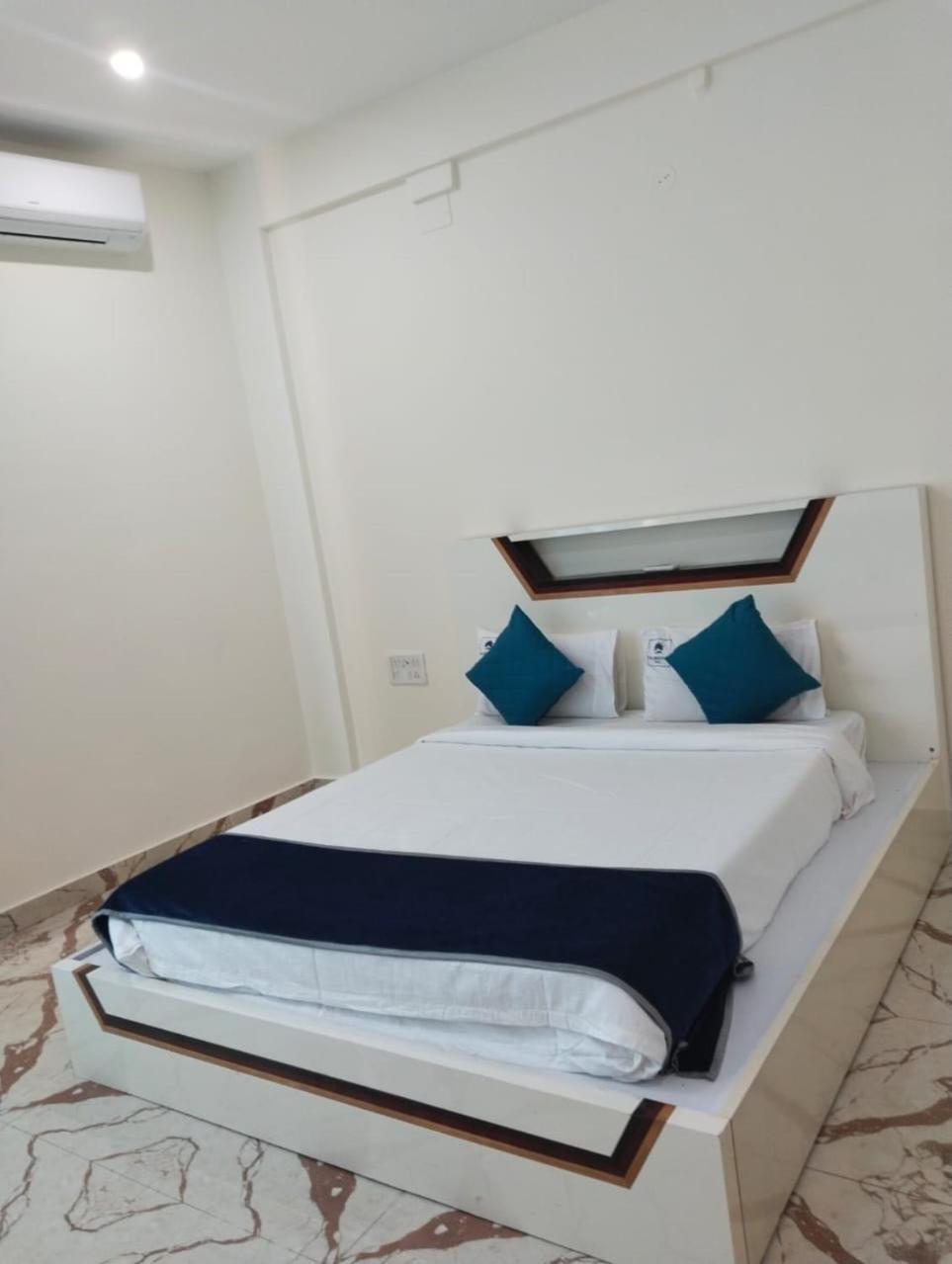 מלון Devanahalli Airport Residency מראה חיצוני תמונה