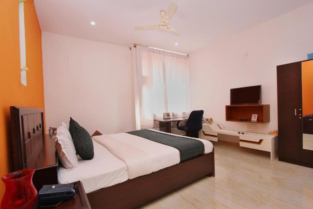 מלון Devanahalli Airport Residency מראה חיצוני תמונה